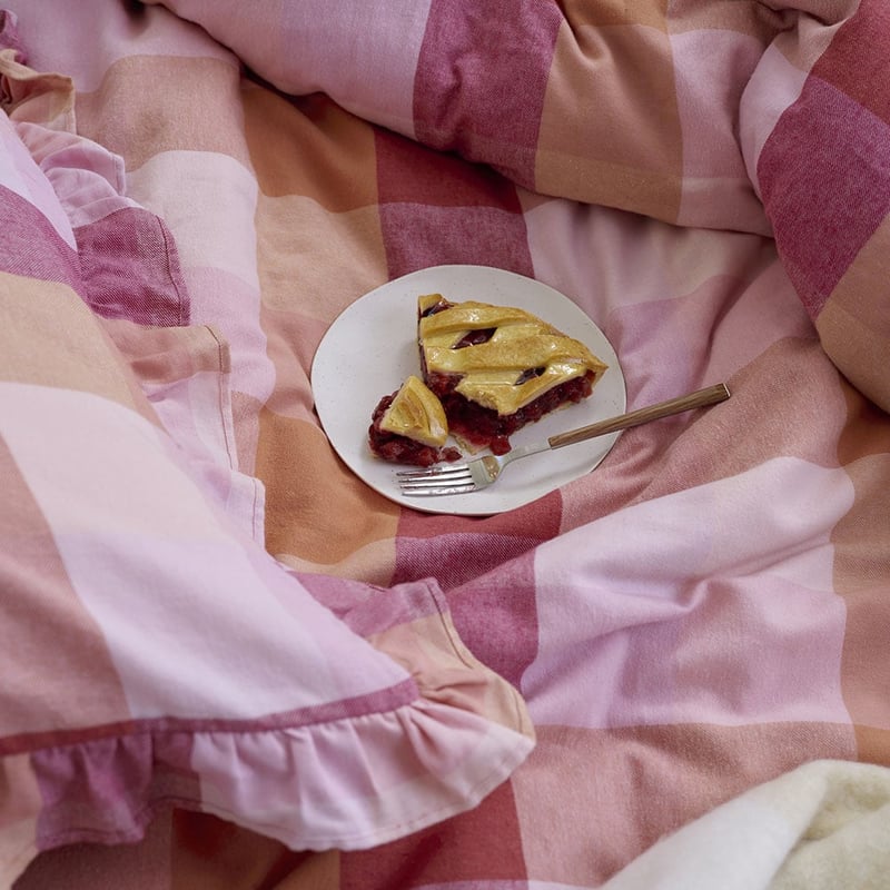 Ruffle Toffee Flannelette Pillowcases
