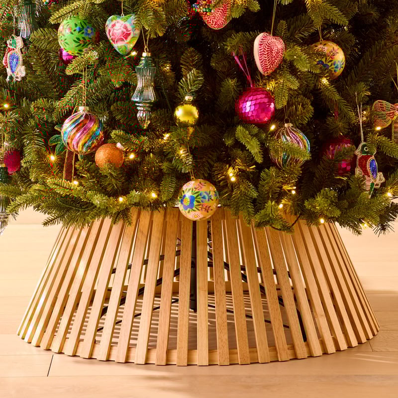 Large Timber Christmas Tree Skirt