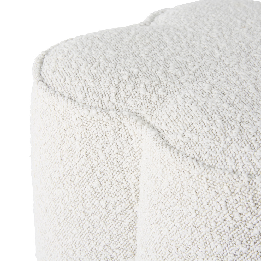 Clover Snow Boucle Ottoman