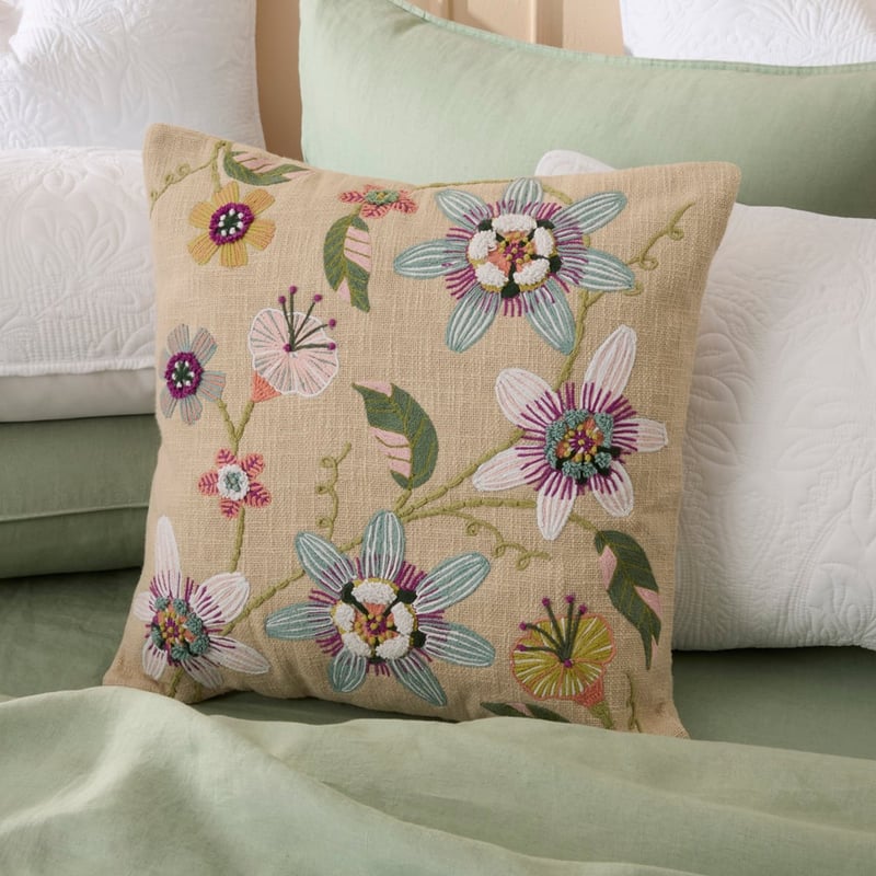Passiflora Natural Cushion