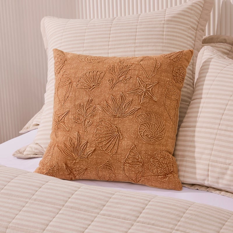 Nori Brown Shell Cushion