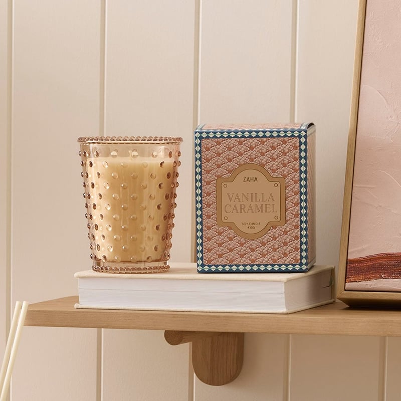 Zaha Vanilla Caramel Candle 430g