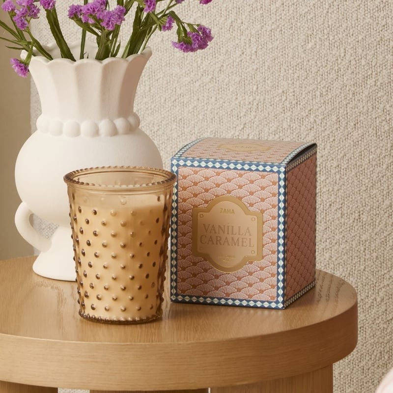 Zaha Vanilla Caramel Candle 430g