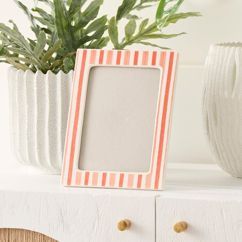 Luna Fine Stripe Photo Frame
