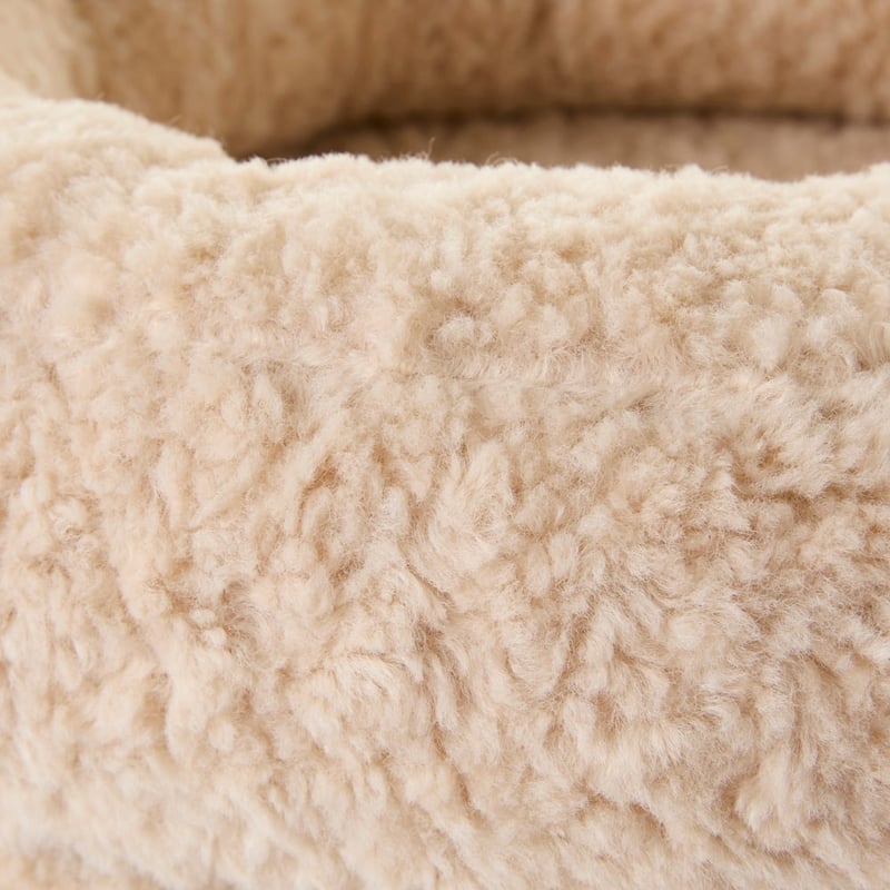 Milo Natural Sherpa Cat Bed