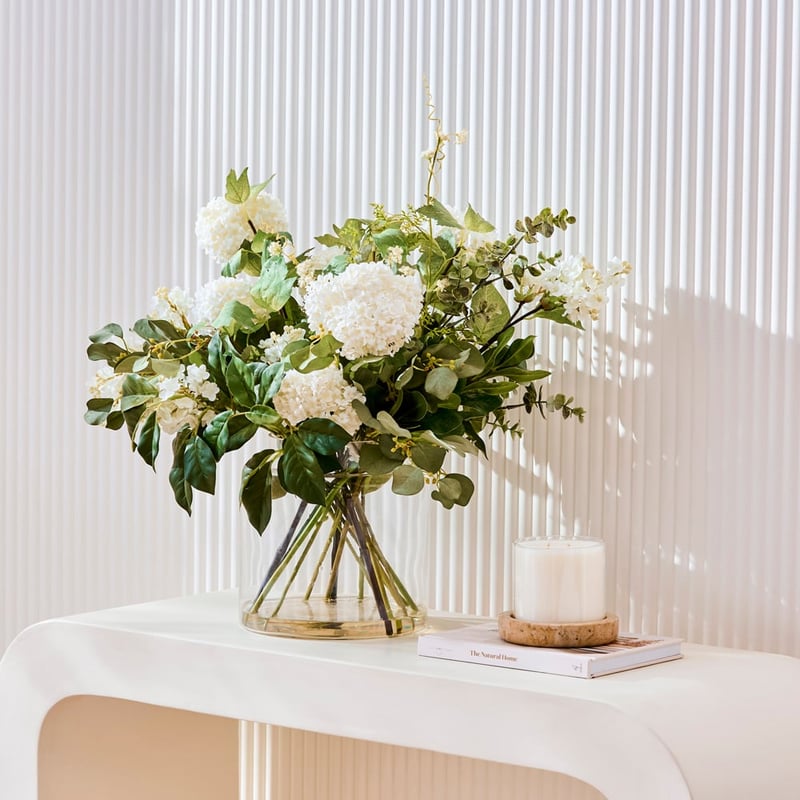 Fleurs dans l'eau White & Green Lilac & Pom Pom Hydrangea