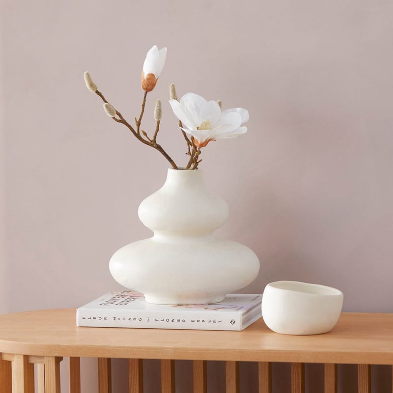 Magnolia White Short Stem