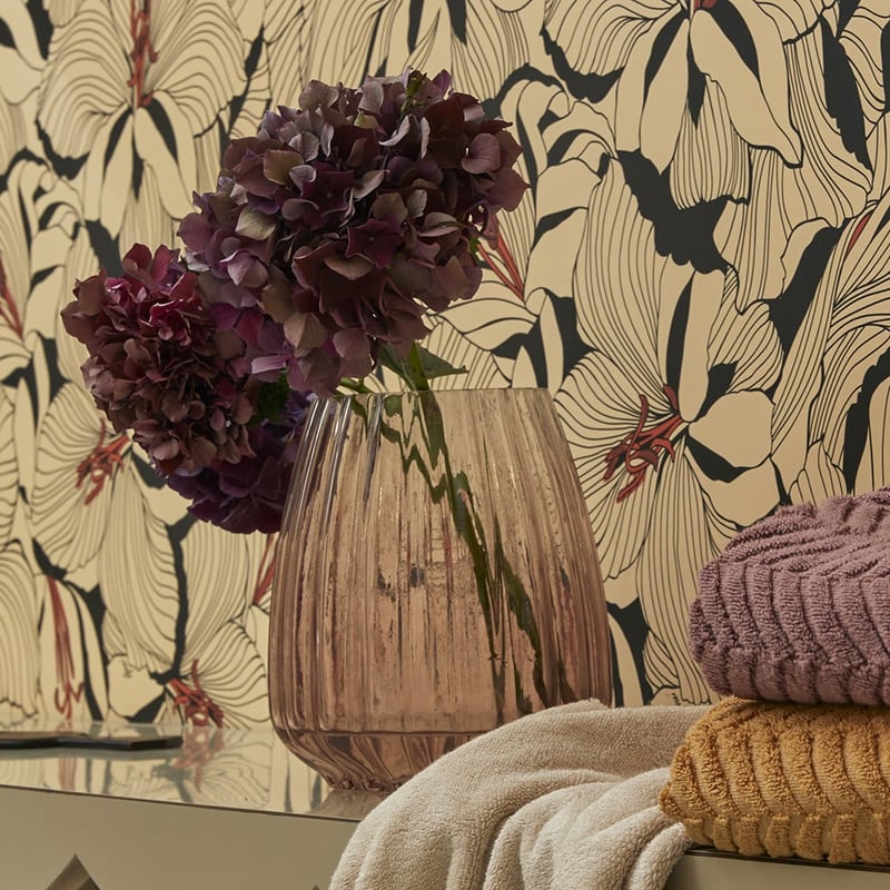 Lotus Gradient Pink Short Vase