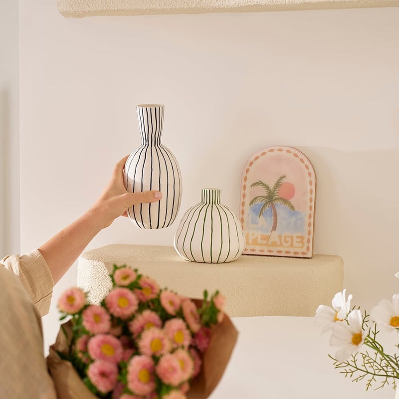 Elio Stripe White & Green Vase