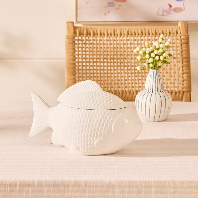 Ocean White Fish Container