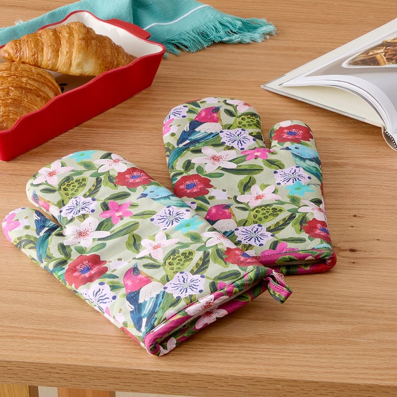 Winter Berry Bird Green Oven Mitt Pack of 2