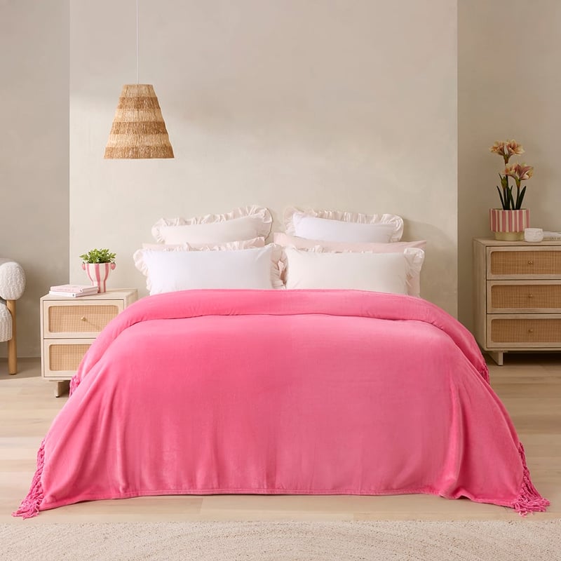 Supersoft Fuchsia Blanket