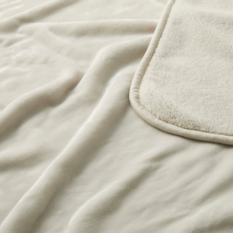 Sherpa Sand Throw