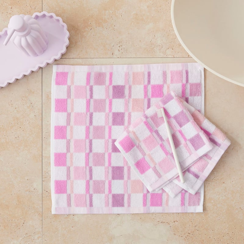 Charlie Check Pinks Face Washers Pack of 2