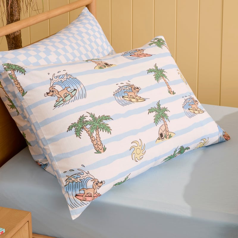 Surfing Dog White Quilt Cover Set