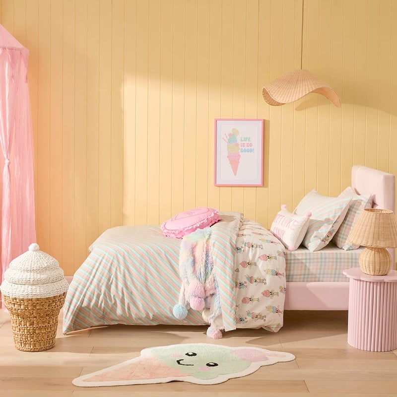 Ice Cream Sundae Smile White Quilt Cover Set