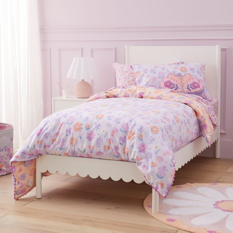 Sadie Scallop White Full Bed
