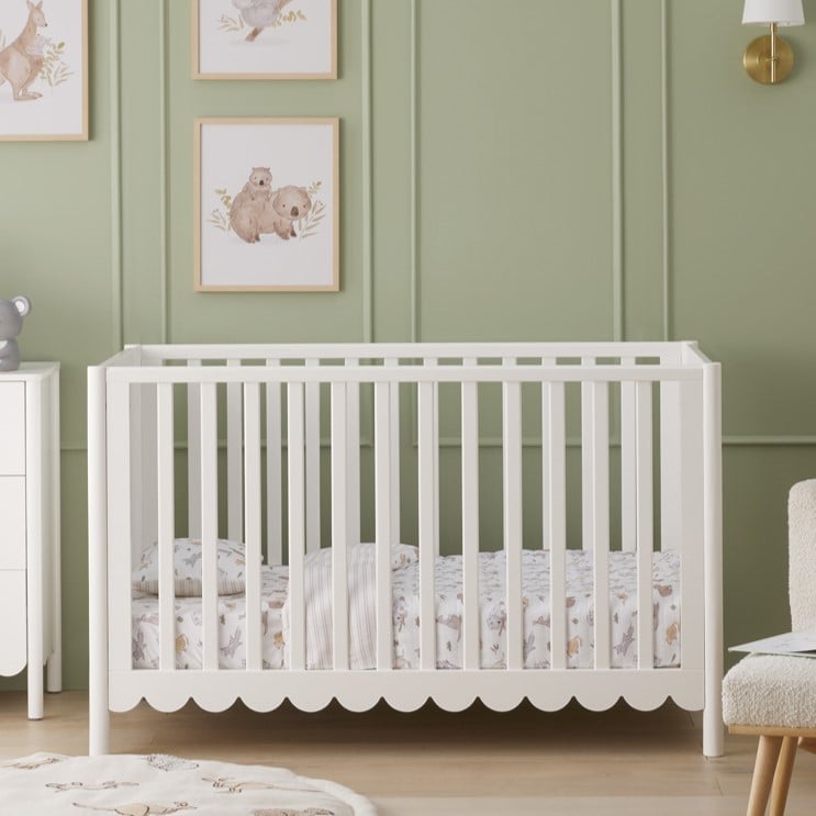 Sadie Scallop Cot