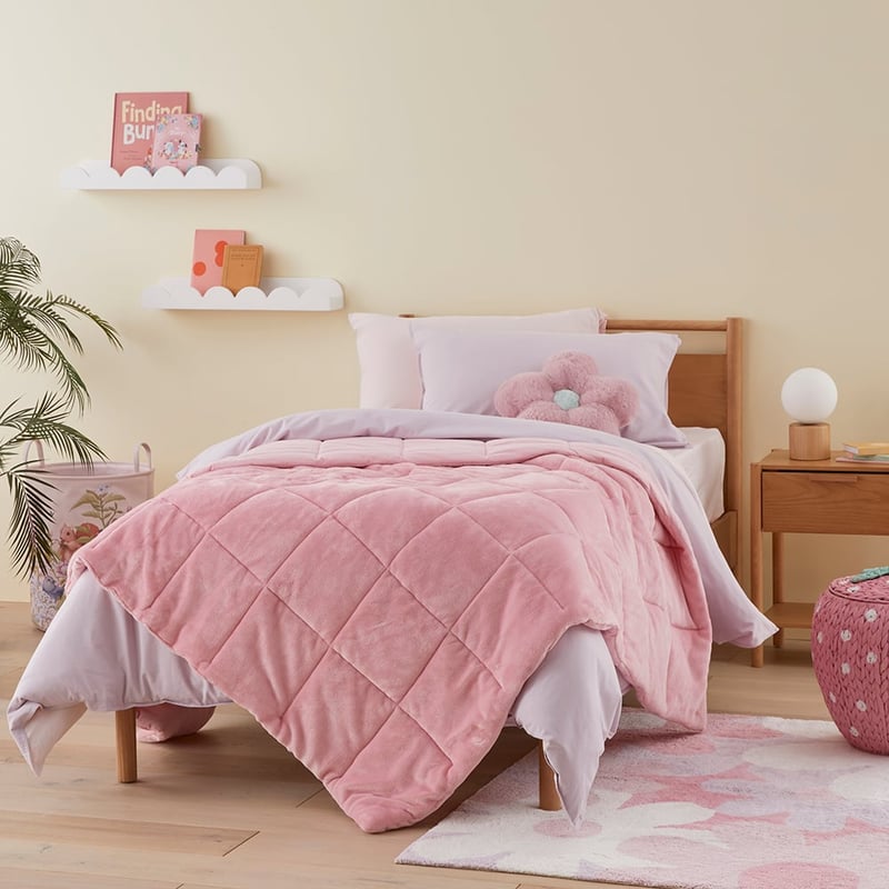 Super Cuddly Candy Pink Blanket