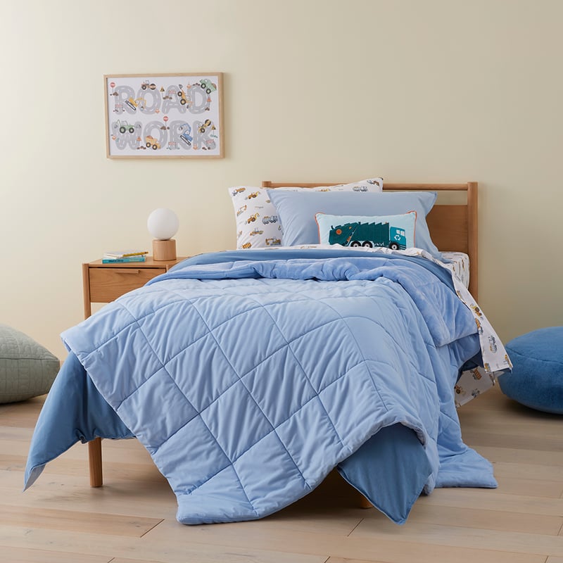 Super Cuddly Sky Blue Blanket