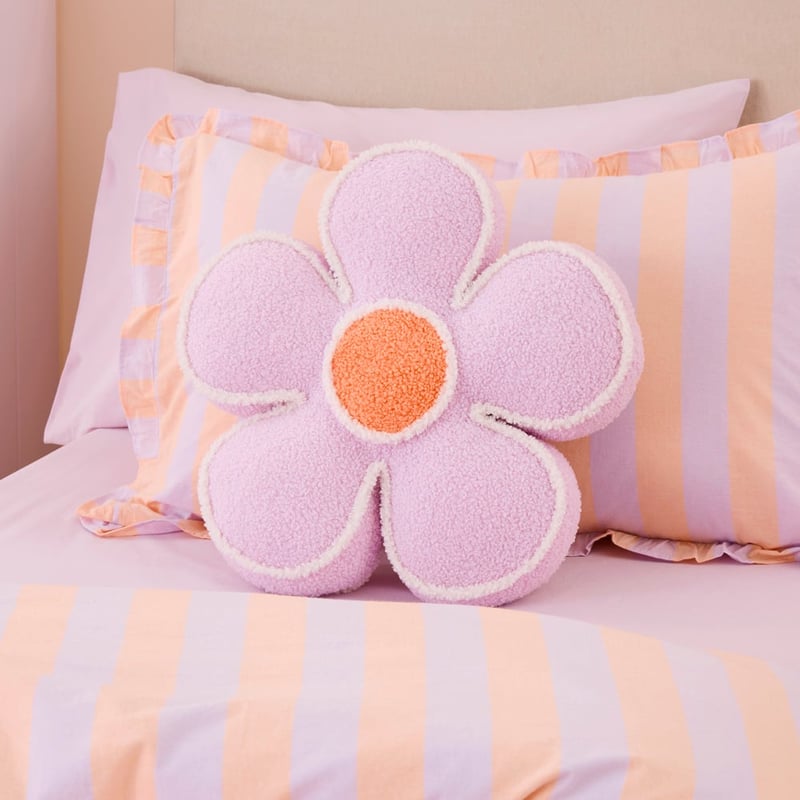 Textured Daisy Cushion