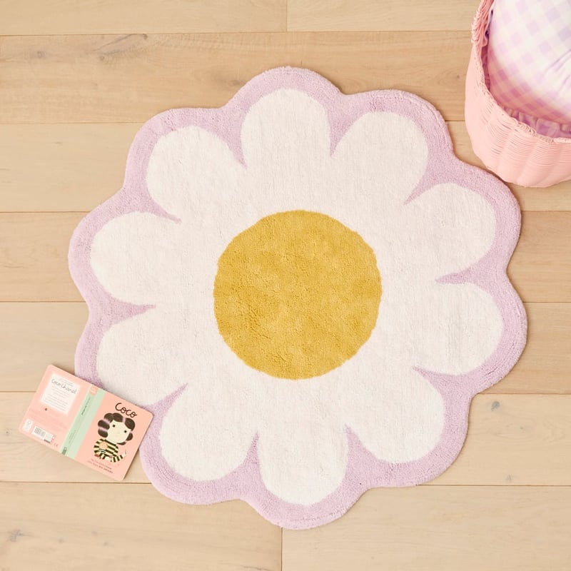 Decorative Shaped Daisy Rug