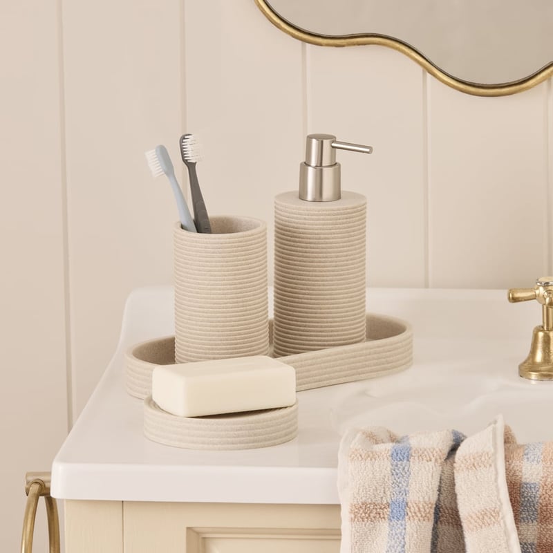 Piper Natural Bathroom Accessories