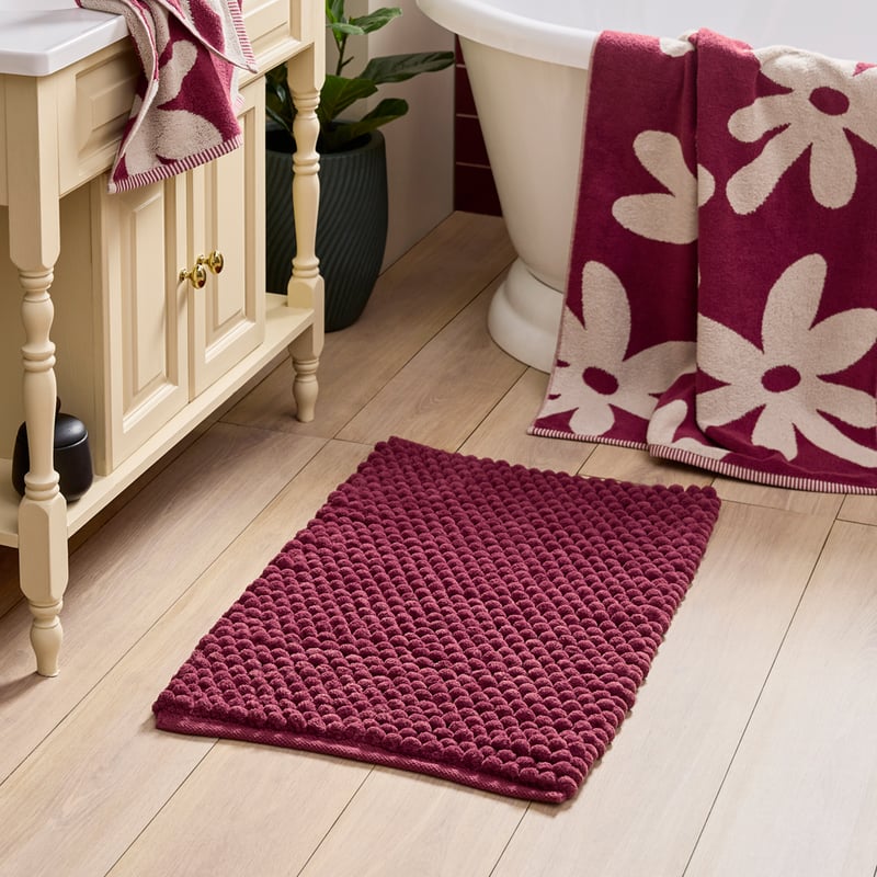 Chunky Bobble Wine Bath Mat