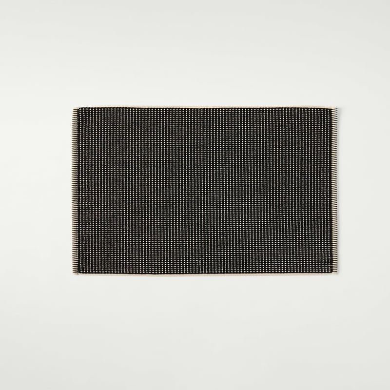 European Collection Black & Natural Bath Mat