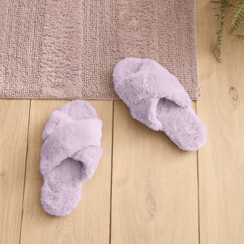 Crossover Lilac Fur Slippers