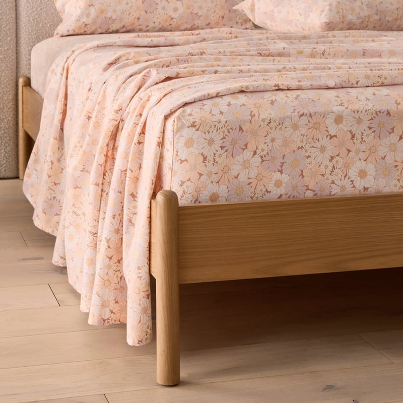 Flannelette Peach Daisy Sheet Set