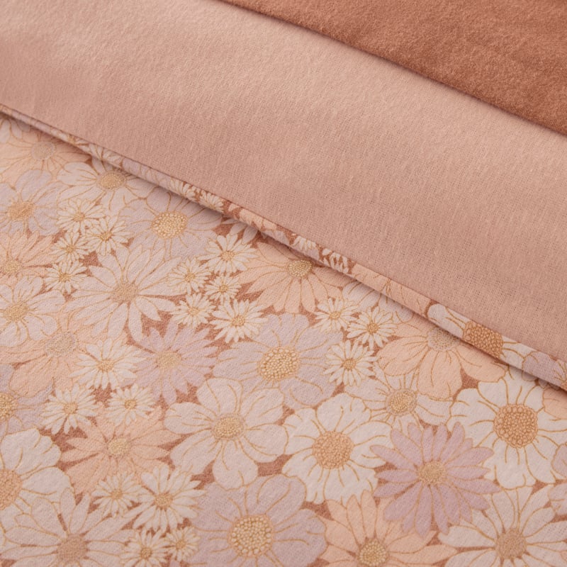 Flannelette Peach Daisy Quilt Cover Set