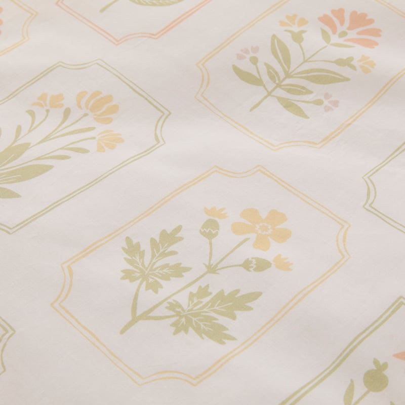 Floral Stamp White Quilt Cover Set