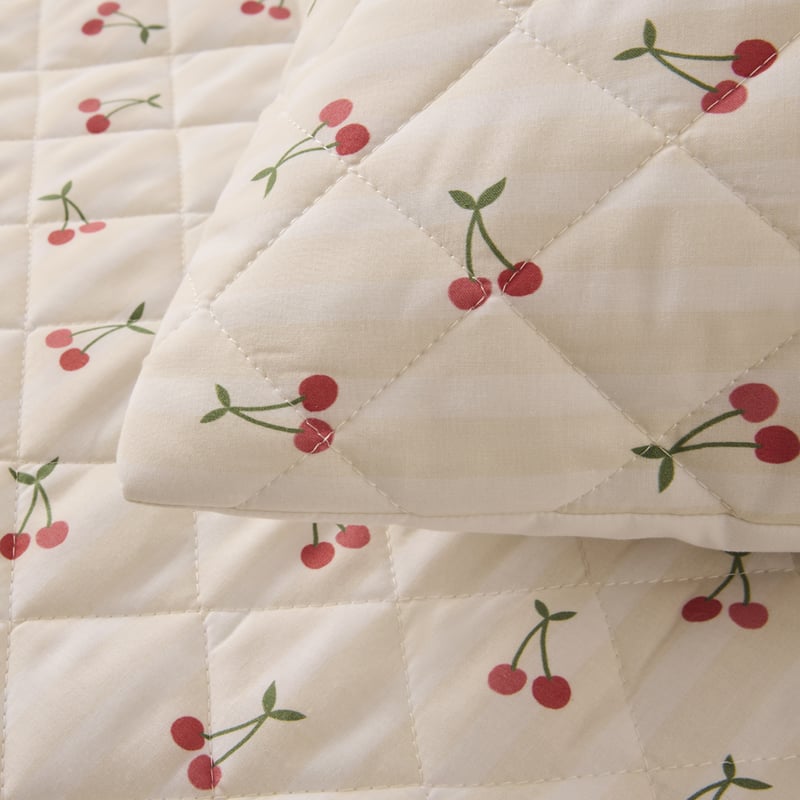 Cherries Quilted Quilt Cover Set