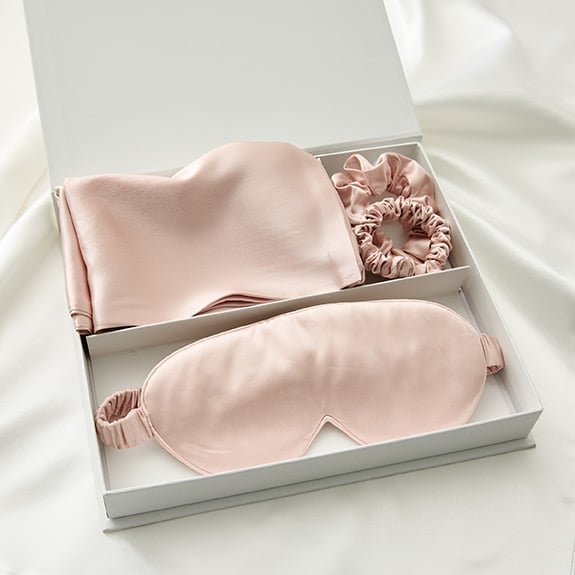 Pure Silk Petal Gift Set