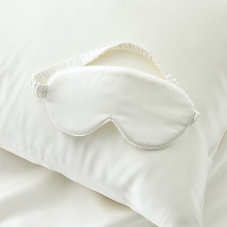 Pure Silk White Gift Set