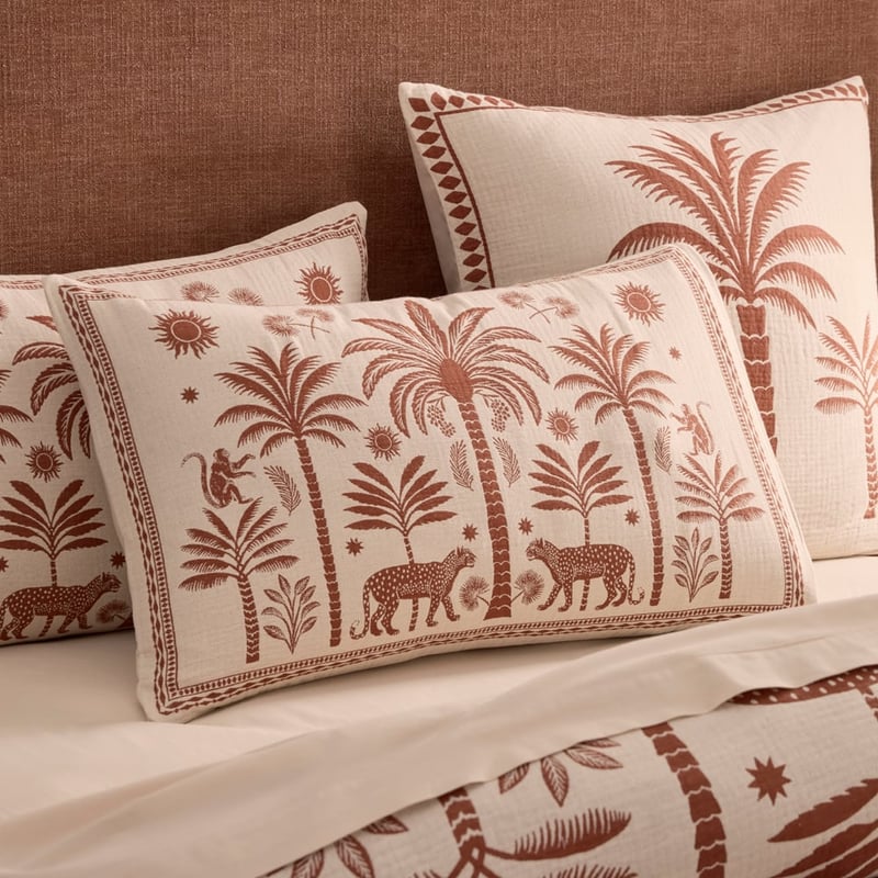 Global Traveller Natural Jacquard Pillowcases