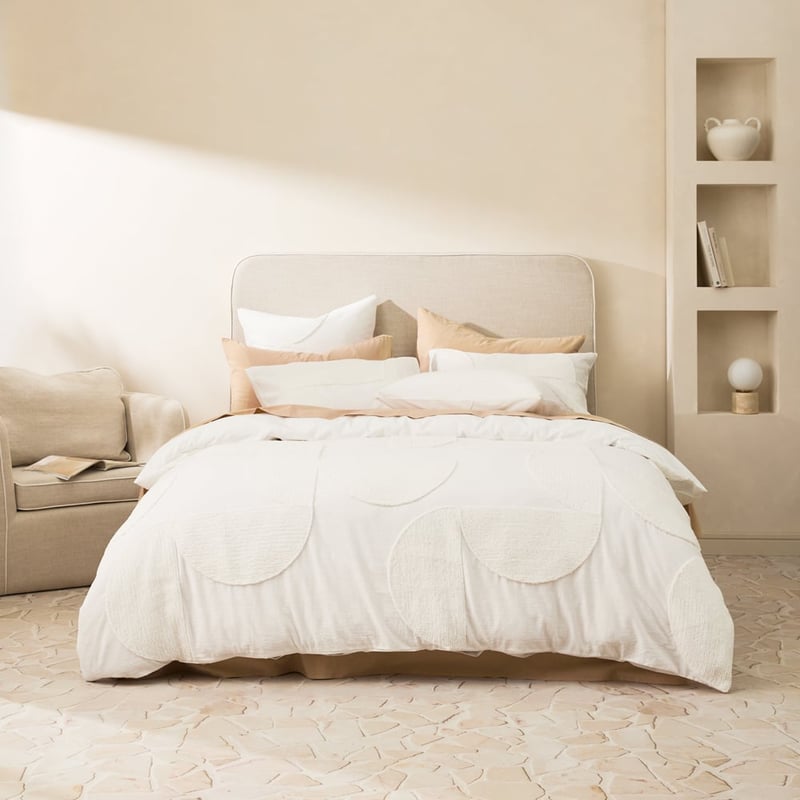 La Lune White Marle Tufted Quilt Cover Separates 