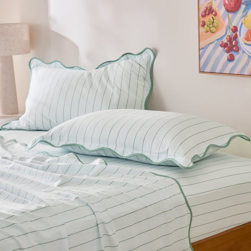 Poolside Blue & Green Stripe Scallop Sheet Set