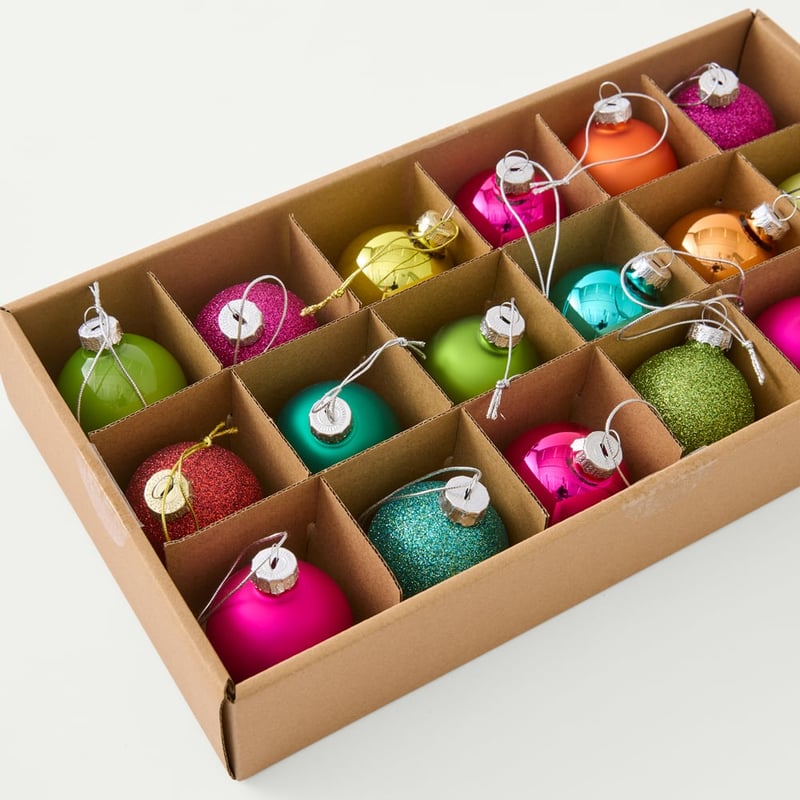 Fiesta Bauble Pack of 18