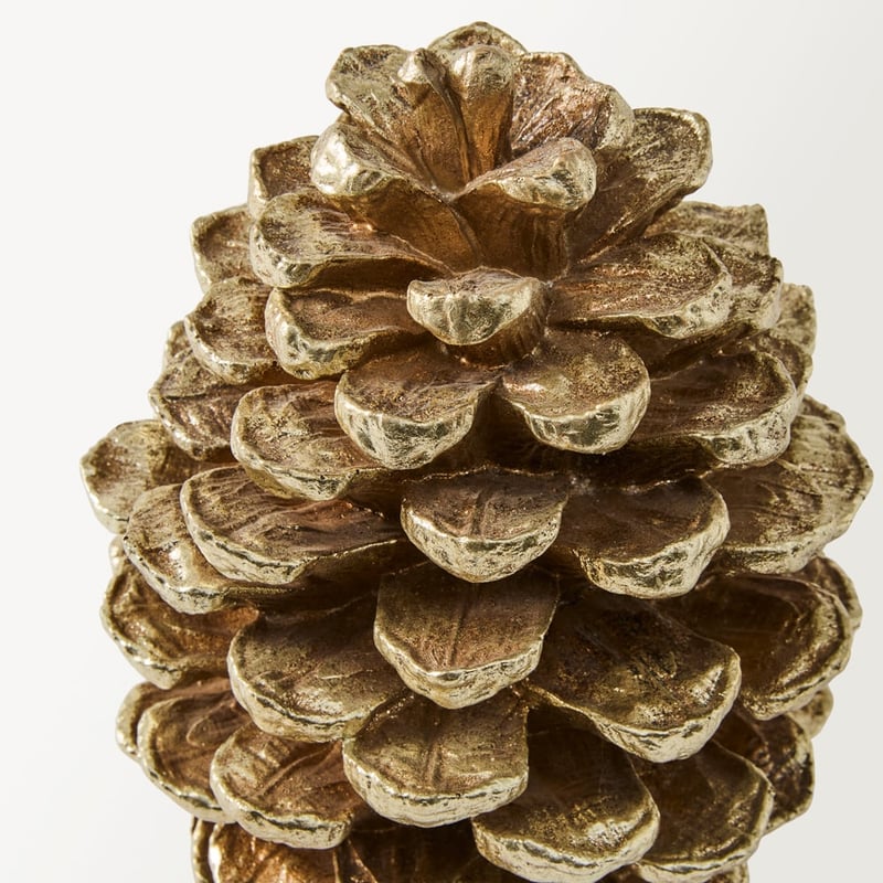 Festive Gold Pine Cone