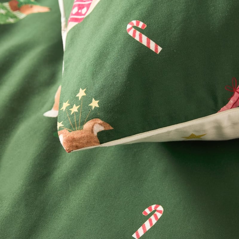 Christmas Dogs Green Quilt Cover Set