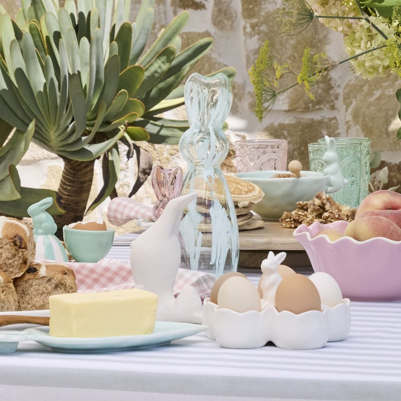 Rabbit White Egg Holder