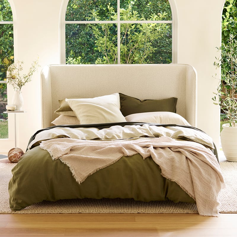 Yorkton Pearl Boucle Full Bed