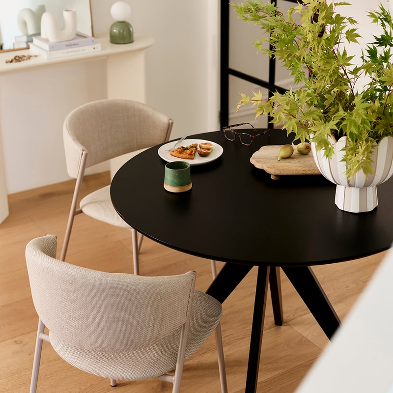 Zaria Black Dining Table