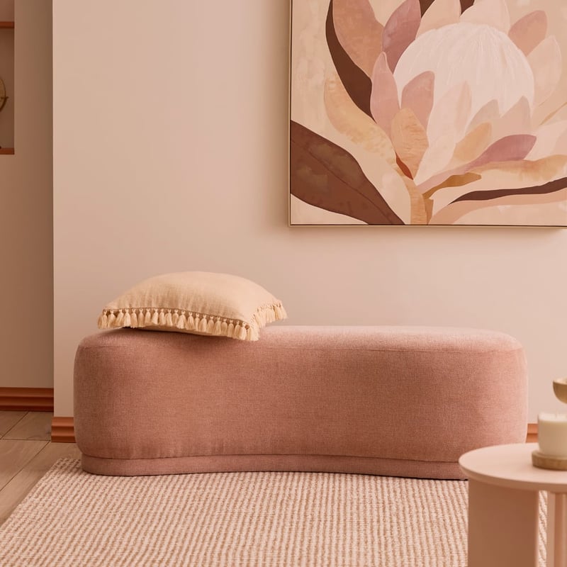 Kidney Blush Bench Seat