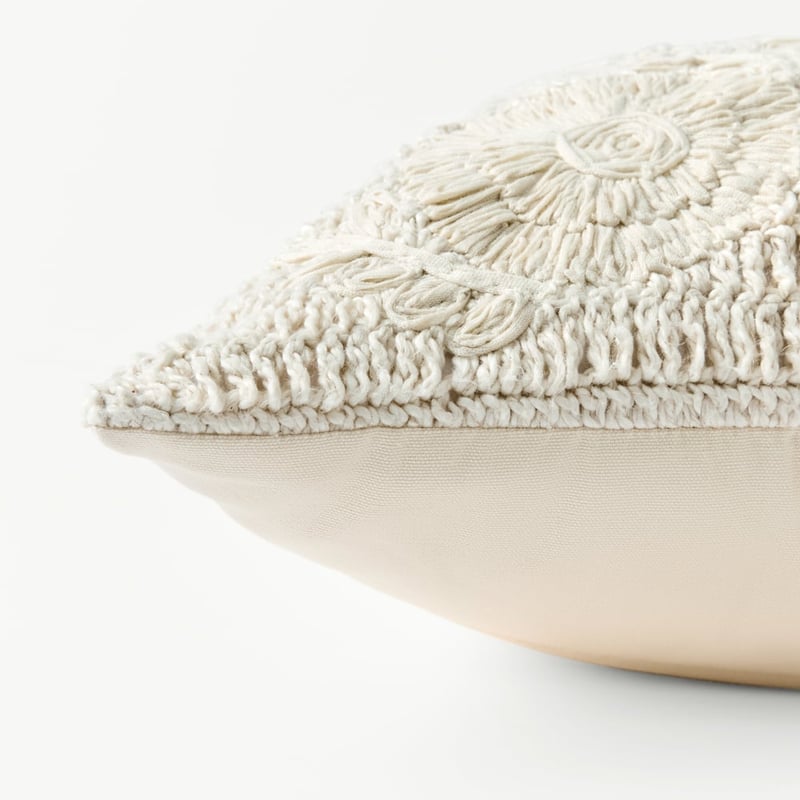 Juni Natural Cushion