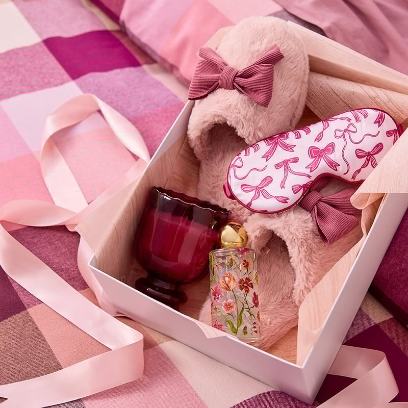Bow Pink & Wine Slippers
