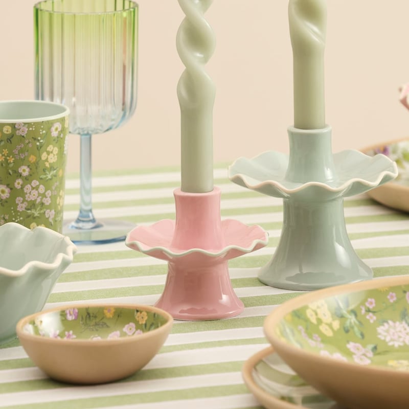 Frill Pink Short Candleholder