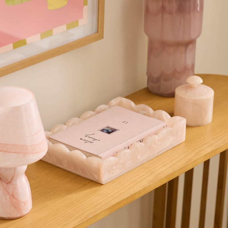 Celeste Pink Resin Scallop Tray